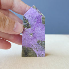 Stichtite & Serpentine Obelisk | 71gms