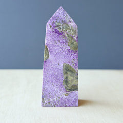 Stichtite & Serpentine Obelisk | 94gms