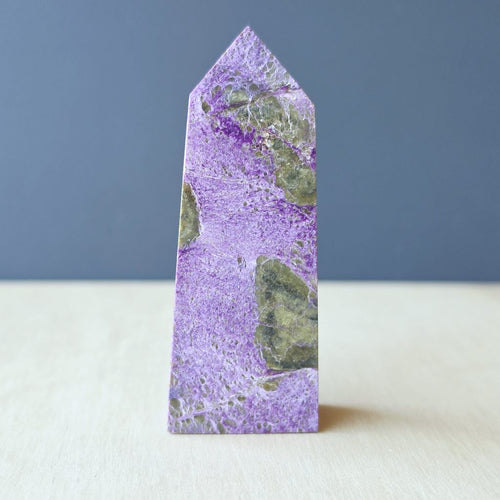 Stichtite & Serpentine Obelisk | 94gms