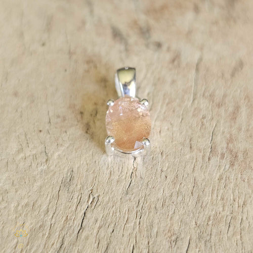 Sunstone Faceted Pendant | Solar Light