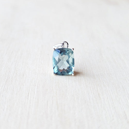 Teal Faceted Fluorite Pendant | Celestial Wave
