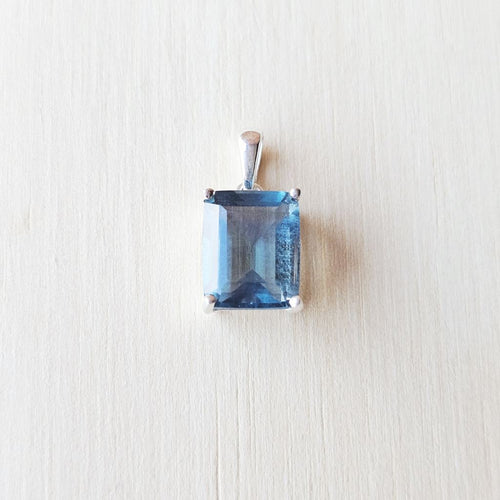 Teal Faceted Fluorite Pendant | Tide Of Calm
