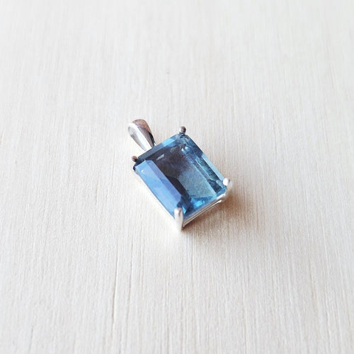Teal Faceted Fluorite Pendant | Tide Of Calm