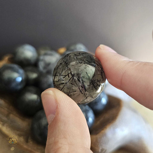 Tourmaline In Quartz Small Spheres