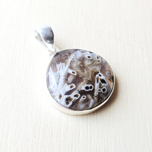 Tube Agate Pendant | Superior Insight
