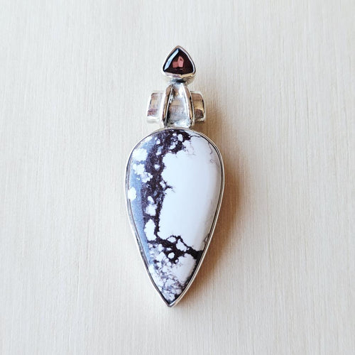 Wild Horse Turquoise & Faceted Garnet Pendant | Garnet Mesa
