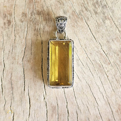 Yellow Fluorite Pendant | Inner Guidance