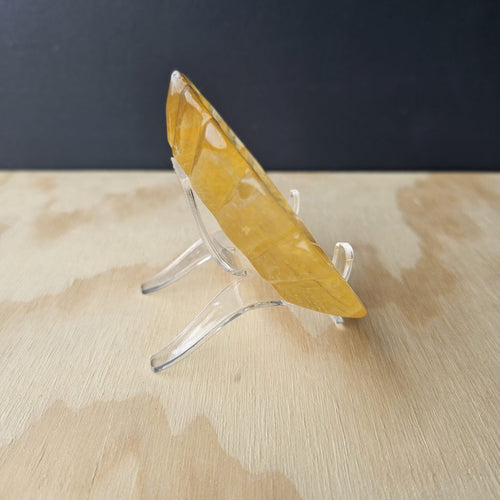 Yellow Fluorite Shell | Carving
