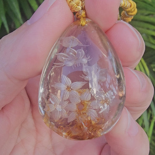 Inclusion Quartz Reverse Etched Flowers | Necklace