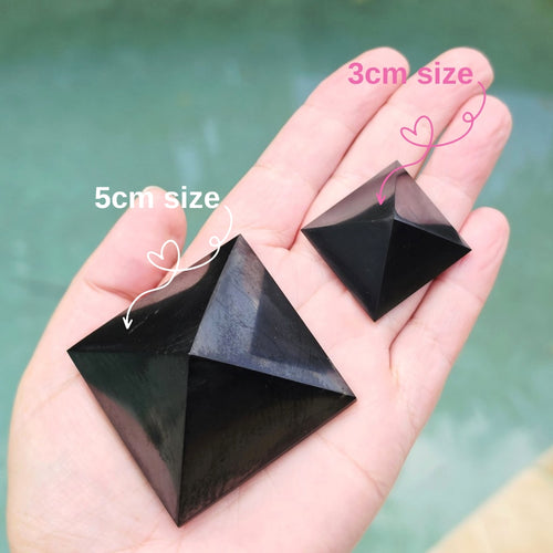 Shungite | Medium Pyramid
